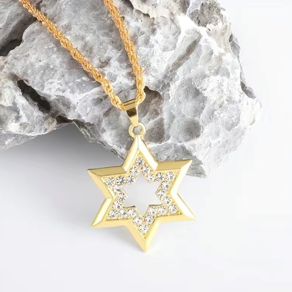 Cubic Zirconia Star Of David Necklace - Picture 2 of 9
